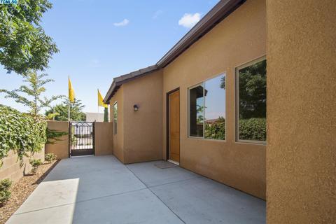 4046 E Willow Ave, Visalia, CA 93292 photo 22