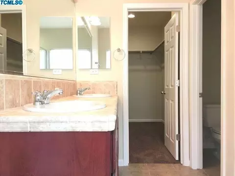 3929 E Seeger Ave, Visalia, CA 93292 photo 13