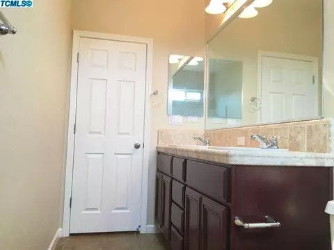 3929 E Seeger Ave, Visalia, CA 93292 photo 10