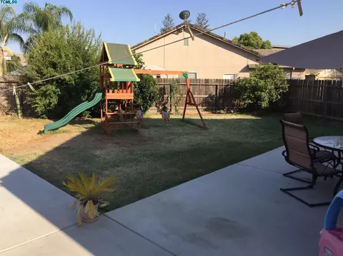 1842 E Cabrillo Ave, Tulare, CA 93274 photo 20