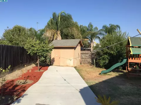 1842 E Cabrillo Ave, Tulare, CA 93274 photo 17
