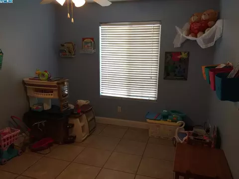 1842 E Cabrillo Ave, Tulare, CA 93274 photo 11
