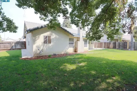 1440 N Sumter Ct, Visalia, CA 93292 photo 16