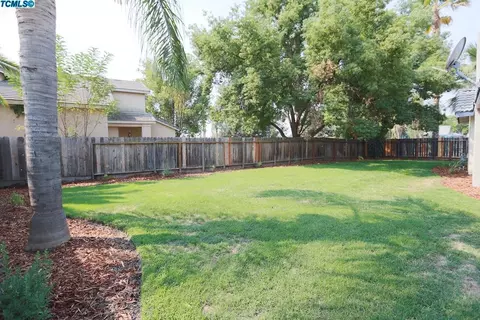 1440 N Sumter Ct, Visalia, CA 93292 photo 15
