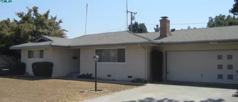 104 Bryant Ct, Exeter, CA 93221 photo 2