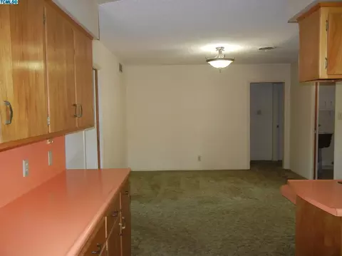 104 Bryant Ct, Exeter, CA 93221 photo 11