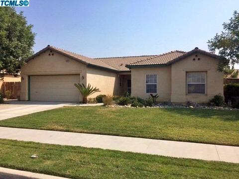 1601 San Simeon Dr, Lemoore, CA 93245 photo 2