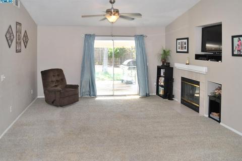 4215 E Feemster Ave, Visalia, CA 93292 photo 7