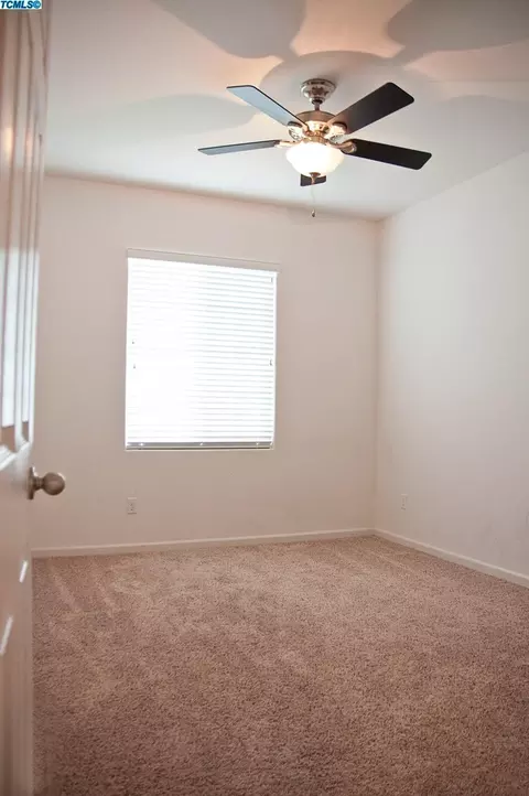 3943 E Mary Ave, Visalia, CA 93292 photo 21