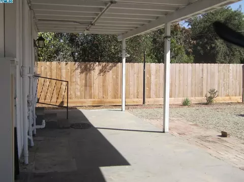 541 S Kaweah Ave, Exeter, CA 93221 photo 17