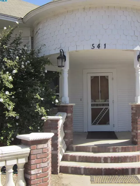 541 S Kaweah Ave, Exeter, CA 93221 photo 5