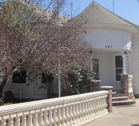 541 S Kaweah Ave, Exeter, CA 93221 photo 4