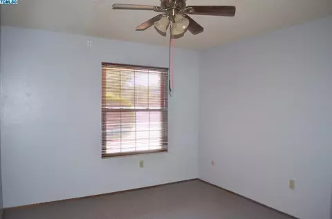 1103 Belinda Dr, Lemoore, CA 93245 photo 10