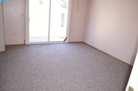 1103 Belinda Dr, Lemoore, CA 93245 photo 17