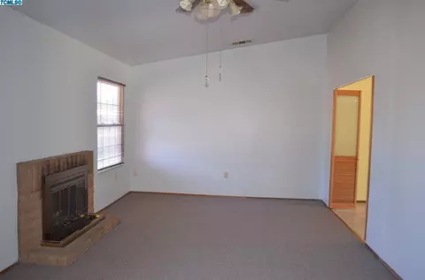 1103 Belinda Dr, Lemoore, CA 93245 photo 5