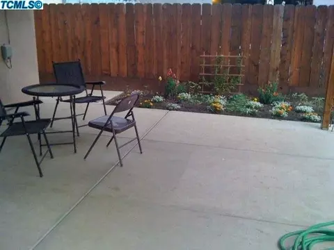 147 N Quince Ave, Exeter, CA 93221 photo 7