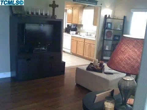 147 N Quince Ave, Exeter, CA 93221 photo 4