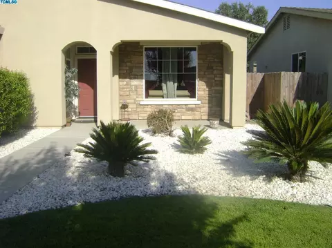 151 Sierra Ave, Corcoran, CA 93212 photo 3