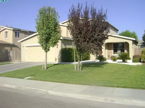 151 Sierra Ave, Corcoran, CA 93212 photo 2