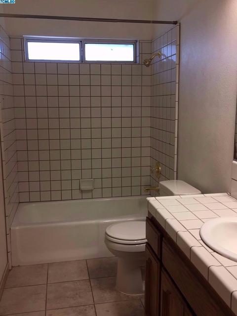 3525 E Sycamore Ave, Visalia, CA 93292 photo 16