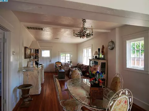 560 E Palm St, Exeter, CA 93221 photo 11
