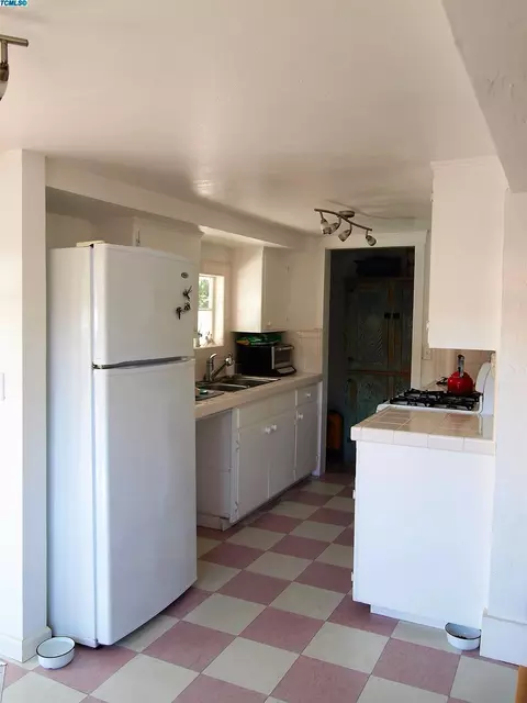 560 E Palm St, Exeter, CA 93221 photo 14