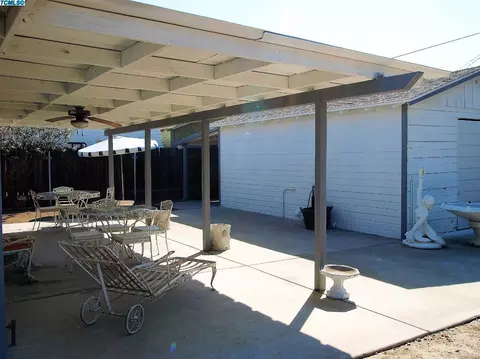 560 E Palm St, Exeter, CA 93221 photo 27