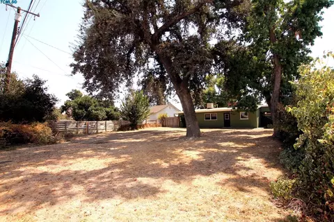 2744 E College Ave, Visalia, CA 93292 photo 12