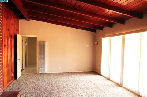 2744 E College Ave, Visalia, CA 93292 photo 2