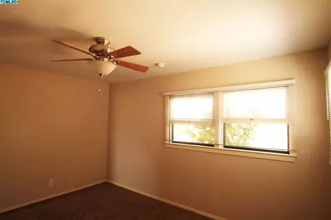 2744 E College Ave, Visalia, CA 93292 photo 9