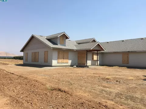 21164 Road 236, Lindsay, CA 93247 photo 1