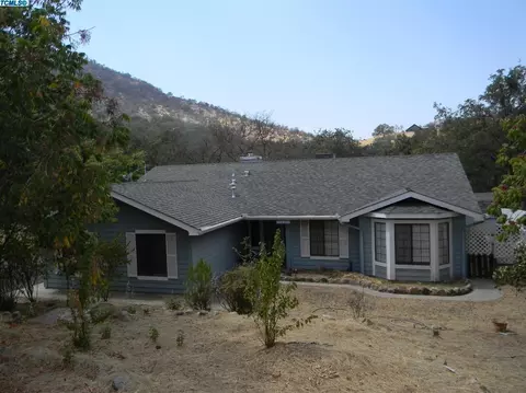 40917 Quail Dr, Three Rivers, CA 93271 photo 5