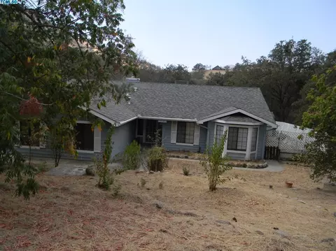 40917 Quail Dr, Three Rivers, CA 93271 photo 4