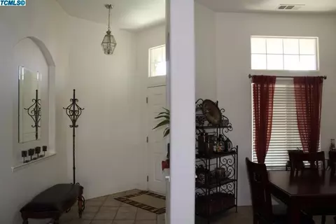 2026 E Levin Ave, Tulare, CA 93274 photo 6