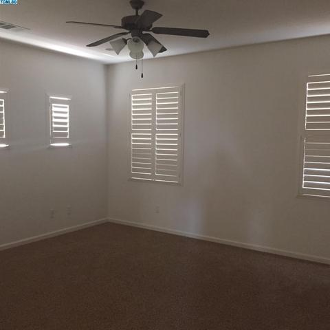 736 E La Vida Ave, Visalia, CA 93292 photo 14