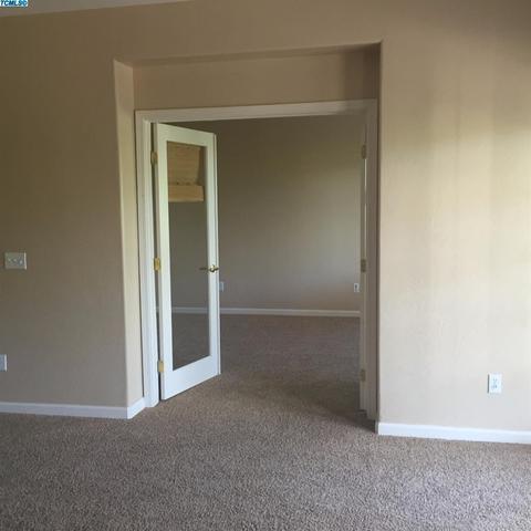 736 E La Vida Ave, Visalia, CA 93292 photo 11