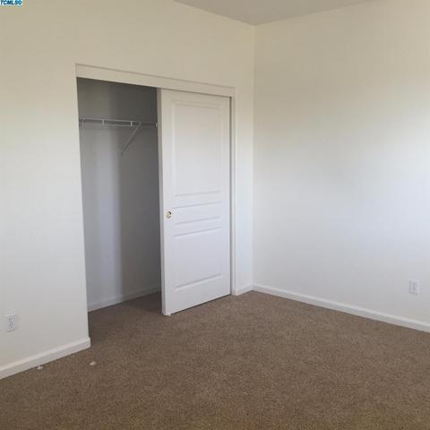 736 E La Vida Ave, Visalia, CA 93292 photo 15