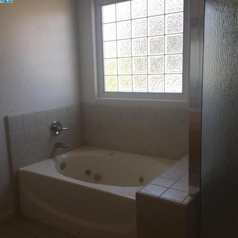 736 E La Vida Ave, Visalia, CA 93292 photo 20
