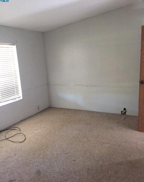23700 Avenue 62, Ducor, CA 93218 photo 8