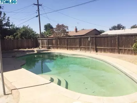 122 W Spring Ln, Lemoore, CA 93245 photo 17