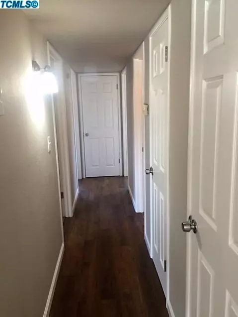 122 W Spring Ln, Lemoore, CA 93245 photo 9