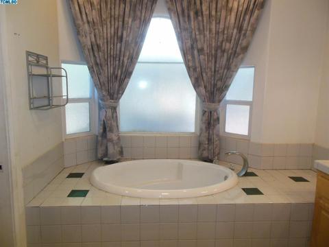 480 Westgate Pl, Lemoore, CA 93245 photo 17