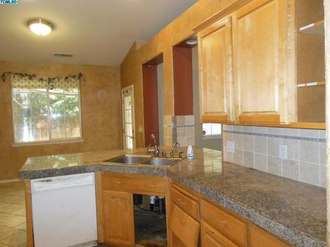 480 Westgate Pl, Lemoore, CA 93245 photo 12