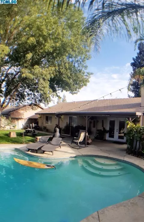 4220 E Feemster Ave, Visalia, CA 93292 photo 12