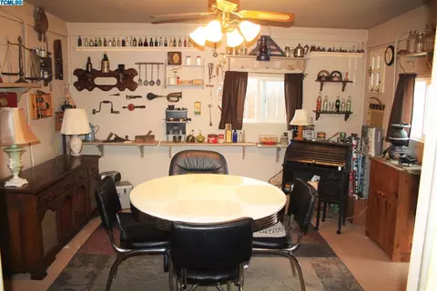 1330 E Sunnyview Ave, Visalia, CA 93292 photo 8