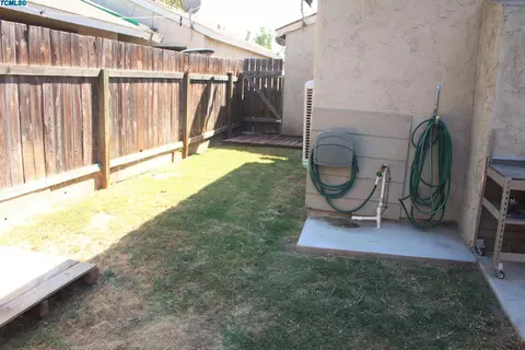 1330 E Sunnyview Ave, Visalia, CA 93292 photo 20