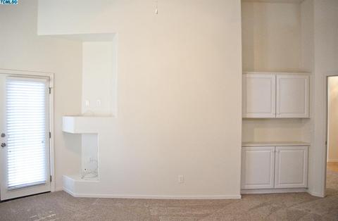 1335 E Parkview Ct, Visalia, CA 93292 photo 29