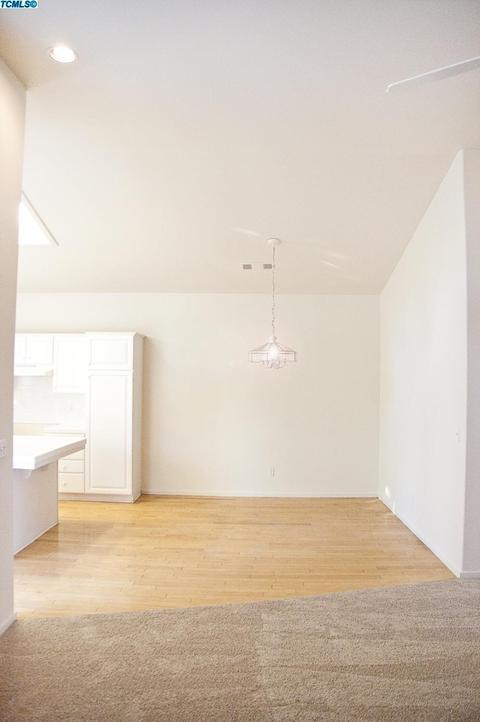 1335 E Parkview Ct, Visalia, CA 93292 photo 15