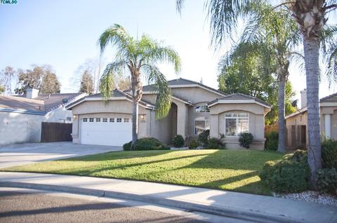 1335 E Parkview Ct, Visalia, CA 93292 photo 2