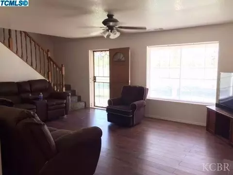 4860 E Letson, Laton, CA 93242 photo 4